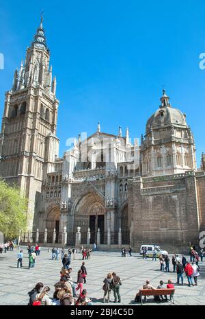 Fassade der Catedral Primada Santa María de Toledo, Toledo, Kastilien-La Mancha, Spanien Stockfoto