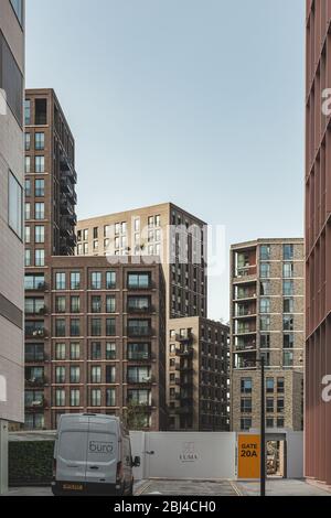 London/UK-26/07/18: Mehrfamilienhäuser entlang der Wohnstrecke York Way in King's Cross Central, gemischt genutzt Entwicklung im Nordosten von Stockfoto