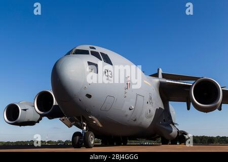 US Air Force C-17 Globemaster am Boden. Stockfoto