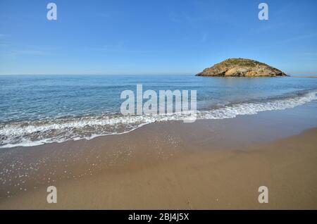 Playa de Nares am Morgen. Entlang der Küste von Mazarrón. Murcia. Spanien. Stockfoto