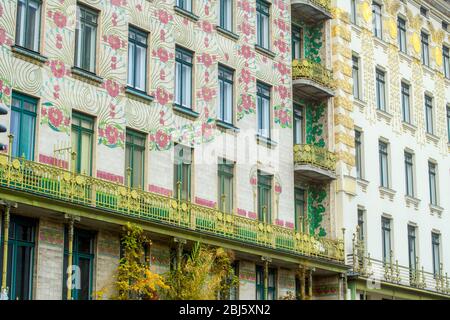 Jugendstilgebäude von Otto Wagner- Linke Wienzeile Nr. 40, Wien, Niederösterreich, Österreich Stockfoto