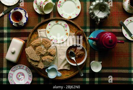 Tee und Scone Frühstück in Irland Stockfoto