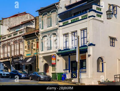 Singapur - 08. September 2019: Berühmte Club Street in Chinatown mit bunten Kolonialhäusern Stockfoto