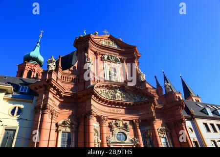 Neumünster, Neumünster Johannes Evangelist und Johannes der Täufer, ehemaliges Kollegium-Kloster, Neumünster-Kloster, Kollegium-Kloster Neumünster Stockfoto