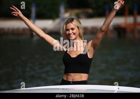 Venedig, Italien. August 2017. Renata Kuerten im Hotel Excelsior während der 74. Filmfestspiele von Venedig am 31. August 2017 in Lido di Venezia. Stockfoto