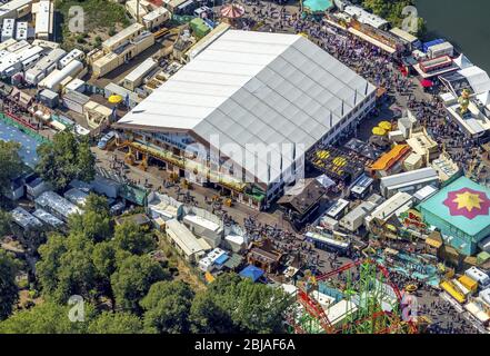 Jahrmarkt Range 2019 in Herne, Festzelt Range, Festhalle im Bereich der Cerge, 08/04/2019, Luftaufnahme, Deutschland, Nordrhein-Westfalen, Ruhrgebiet, Herne Stockfoto