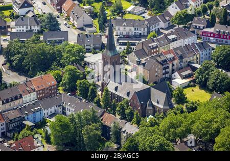 Kirche St. Joseph Kirche in Frintrop in Essen, 23.06.2016, Luftaufnahme, Deutschland, Nordrhein-Westfalen, Ruhrgebiet, Essen Stockfoto