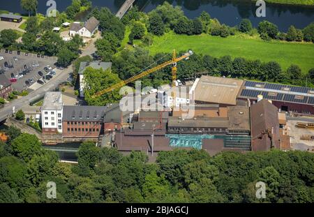 Kran auf dem Gelände von Friedr. Lohmann GmbH, Stahlwerk in Witten an der Ruhr, 19.07.2016, Luftaufnahme, Deutschland, Nordrhein-Westfalen, Ruhrgebiet, Witten Stockfoto