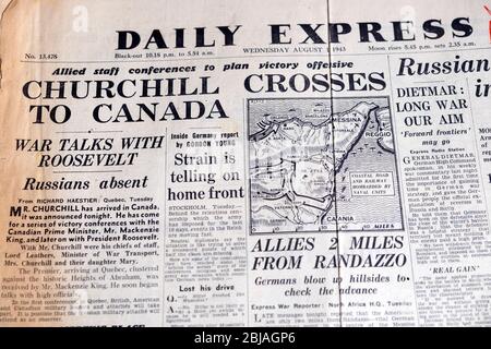 Daily Express Titelseite Zeitung Schlagzeilen "Churchill kreuzt nach Kanada" "Kriegsgespräche mit Roosevelt" "Russen fehlen" August 1943 London England Großbritannien Stockfoto