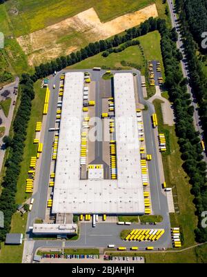 , Gebäudekomplex und Verteilzentrum auf dem Gelände Deutsche Post - DHL in Dorsten, 19.07.2016, Luftaufnahme, Deutschland, Nordrhein-Westfalen, Ruhrgebiet, Dorsten Stockfoto