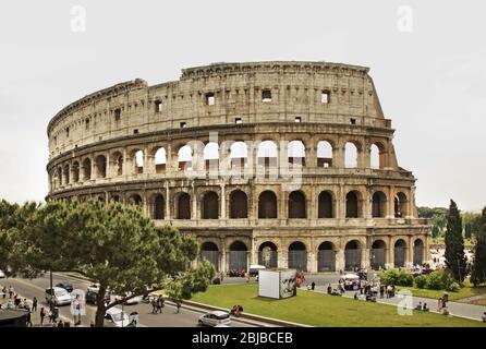 Kolosseum (Kolosseum) - Flavischen Amphitheater in Rom. Italien Stockfoto