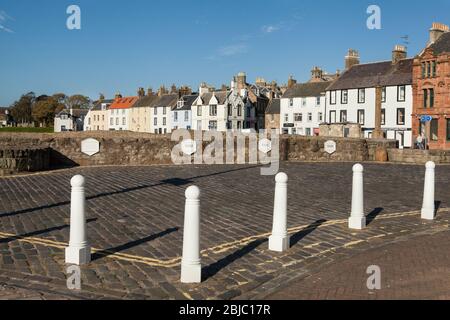 Schild Für Reservierte Parkplätze, Hafenseite, Anstruther, Fife, Schottland Stockfoto