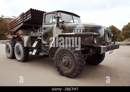 Museum Ausstellung von Militärmaschine, Nahaufnahme Stockfoto