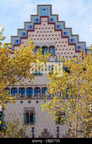 Barcelona, Spanien - 19. September 2014: Casa Amatller ist ein Gebäude im Modernisme-Stil in Barcelona, entworfen von Josep Puig i Cadafalch. Stockfoto