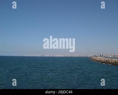 Die große Bucht von Alexandria, Ägypten, eine der längsten der Welt Stockfoto