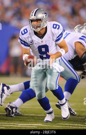 05. September 2012: Dallas Cowboys Quarterback Tony Romo (9) während eines 1. NFL Matchup zwischen den Dallas Cowboys und New York Giants bei Metlife Stad Stockfoto