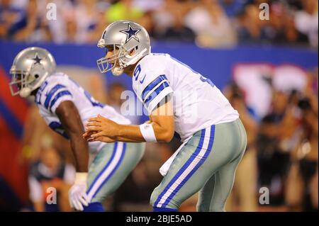 05. September 2012: Dallas Cowboys Quarterback Tony Romo (9) während eines 1. NFL Matchup zwischen den Dallas Cowboys und New York Giants bei Metlife Stad Stockfoto