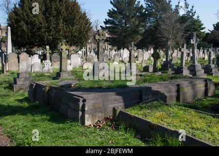 Brompton Cemetery, Fulham Rd, Kensington, London SW10 9UG Stockfoto