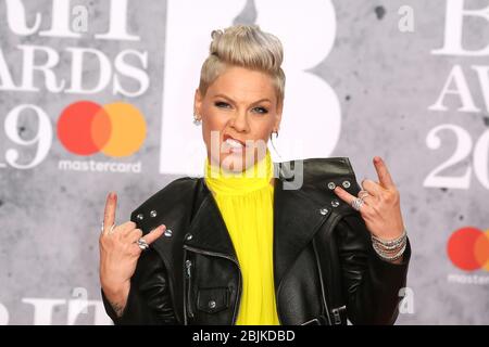 Pink nimmt am 20. Februar 2019 in London, Großbritannien, an den Brit Awards 2019 in der O2 Arena Teil. Stockfoto