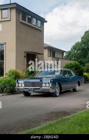 1969 Lincoln Continental Classic American Luxusauto mit "Clap Hands" Stockfoto