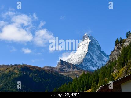 Matterhorn (4478m) in den Walliser Alpen aus Zermatt in der Schweiz. Stockfoto