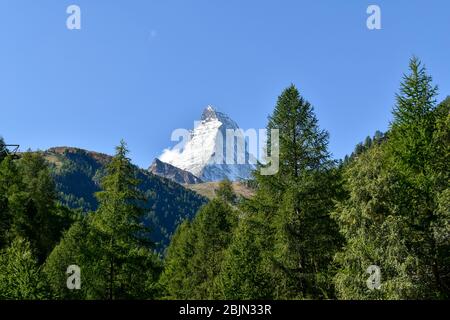 Matterhorn (4478m) in den Walliser Alpen aus Zermatt in der Schweiz. Stockfoto