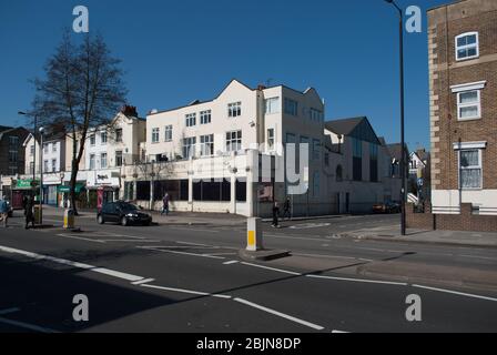 Gebäude der 1970er Jahre EMI Virgin Studios Group Sanctuary Group The Town House Studios, Goldhawk Road, Shepherd's Bush, London W12 8FQ Stockfoto