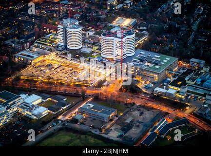 Universitätsklinikum, Universitätsklinikum Münster - UKM bei Nacht, 17.12.2019, Luftbild, Deutschland, Nordrhein-Westfalen, Münster Stockfoto