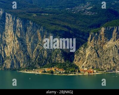 Campione del Garda, 01.09.2016, Luftaufnahme, Italien, Lombardei, Gardasee, Campione Stockfoto