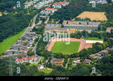 , Schulgebäude der Schule Holthausen und der Stadtschule in Hattingen, 19.07.2016, Luftaufnahme, Deutschland, Nordrhein-Westfalen, Ruhrgebiet, Hattingen Stockfoto