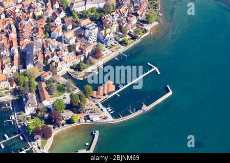 bodensee mit leerem Hafen, Corona Lockdown, 23.04.2020, Luftaufnahme, Deutschland, Bayern, Schwaben, Lindau Stockfoto