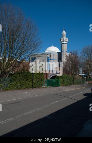 Moderne Moschee Anbetung unabhängige Schule King Fahad Academy Bromyard Avenue, London W3 7HD Stockfoto