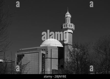 Moderne Moschee Anbetung unabhängige Schule King Fahad Academy Bromyard Avenue, London W3 7HD Stockfoto