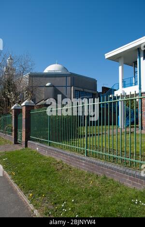 Moderne Moschee Anbetung unabhängige Schule King Fahad Academy Bromyard Avenue, London W3 7HD Stockfoto