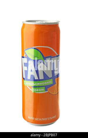 KIEW, UKRAINE - 18. SEPTEMBER 2017: Dose Fanta auf weißem Hintergrund Stockfoto