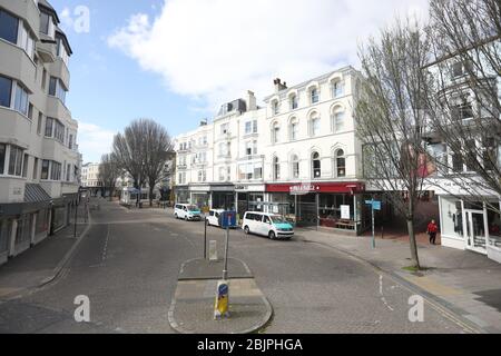 Ruhige Straßen in Brighton während der Coronavirus Sperre. Stockfoto