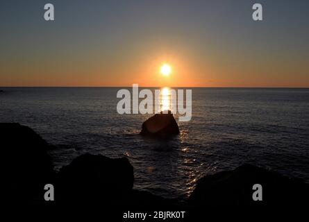 Die Dingli Cliffs sind einer der besten Orte, um den Sonnenuntergang auf Malta zu beobachten Stockfoto