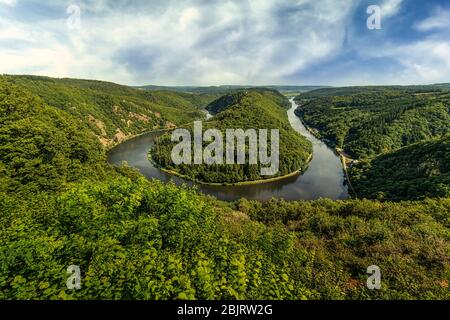 Saarschleife (Saar) Mettlach, Saarland, Blick vom Aussichtspunkt Cloef. Saar Schleife ist eines der Naturwunder in Deutschland. Stockfoto