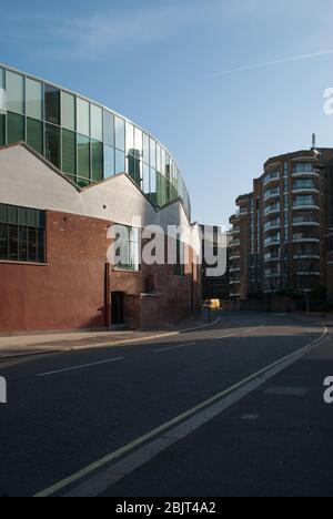 Denkmalpflege Old Wall Perimeter Elevation Facade Red Brick Olympia West Hall, 12 Blythe Rd, Hammersmith, London W14 8UX by Collado Collins Stockfoto