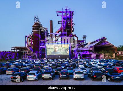 20.04.2020, Dortmund, Ruhrgebiet, Nordrhein-Westfalen, Deutschland - Drive-in Kino Dortmund, neu eröffnetes Drive-in Kino vor der ehemaligen Explosion Stockfoto