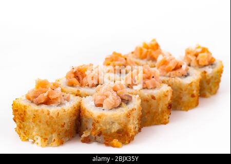 Frittierte japanische heiße Brötchen. Weißer Hintergrund Stockfoto
