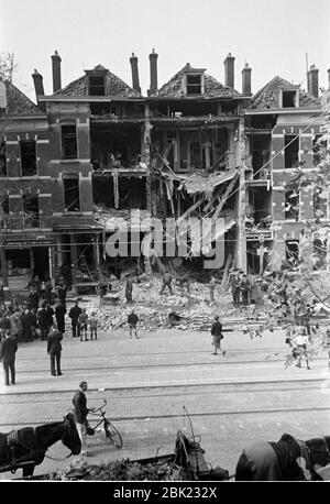 Huizinga collectie afbraak stadsdelen - NIOD - 216547. Stockfoto