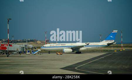 Istanbul / Türkei - 14. September 2019: Kuwait Airways Airbus A330-200 Flugzeug auf dem neuen Flughafen Istanbul, Istanbul Havalimani in der Türkei Stockfoto