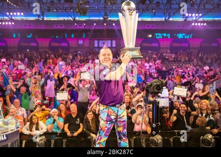 01-01-2020 Peter Wright gewinnt die PDC Weltmeisterschaft 2020 in Alexandra Palace gegen Michael van Gerwen Stockfoto