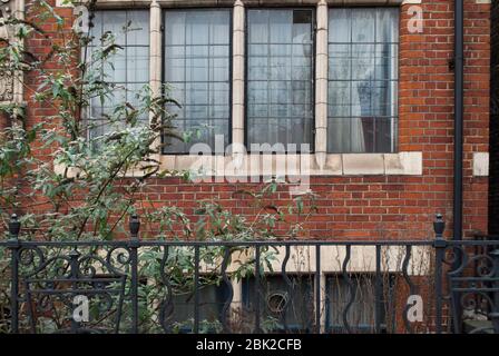 Künstler Talgarth Road West Kensington Barons Court St Pauls Studios 135 Talgarth Rd, Hammersmith, London W14 9DA von Frederick Wheeler Architect Stockfoto