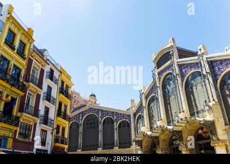 Mercado Central oder Mercat Central (zentraler Markt), Valencia, Spanien. Eines der Hauptwerke des valencianischen Jugendstils. Wunderschöne Fassade Stockfoto