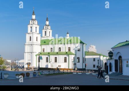 Minsk, Weißrussland - 14. Oktober 2018: Die Kathedrale des Heiligen Geistes im Herzen der Hauptstadt. Diese prächtige Kirche-ein Symbol der Stadt Stockfoto