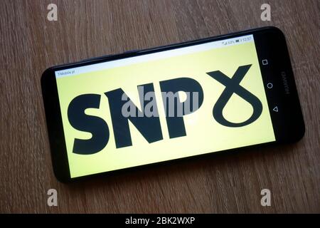 Das Logo der Scottish National Party (SNP) wird auf dem Smartphone angezeigt Stockfoto