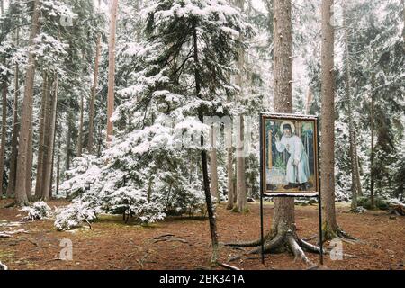 Borjomi, Georgia. Pilgerort In Der Nähe Der Kirche Des Heiligen Vaters Seraphim Von Sarow. Stockfoto