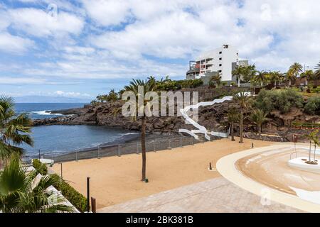 Leere Strände in den touristischen Gebieten von Costa Adeje, Teneriffa, Kanarische Inseln, Spanien Stockfoto